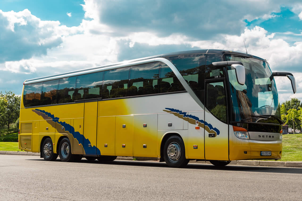 Орендувати автобус із водієм - Замовлення автобуса в Харкові