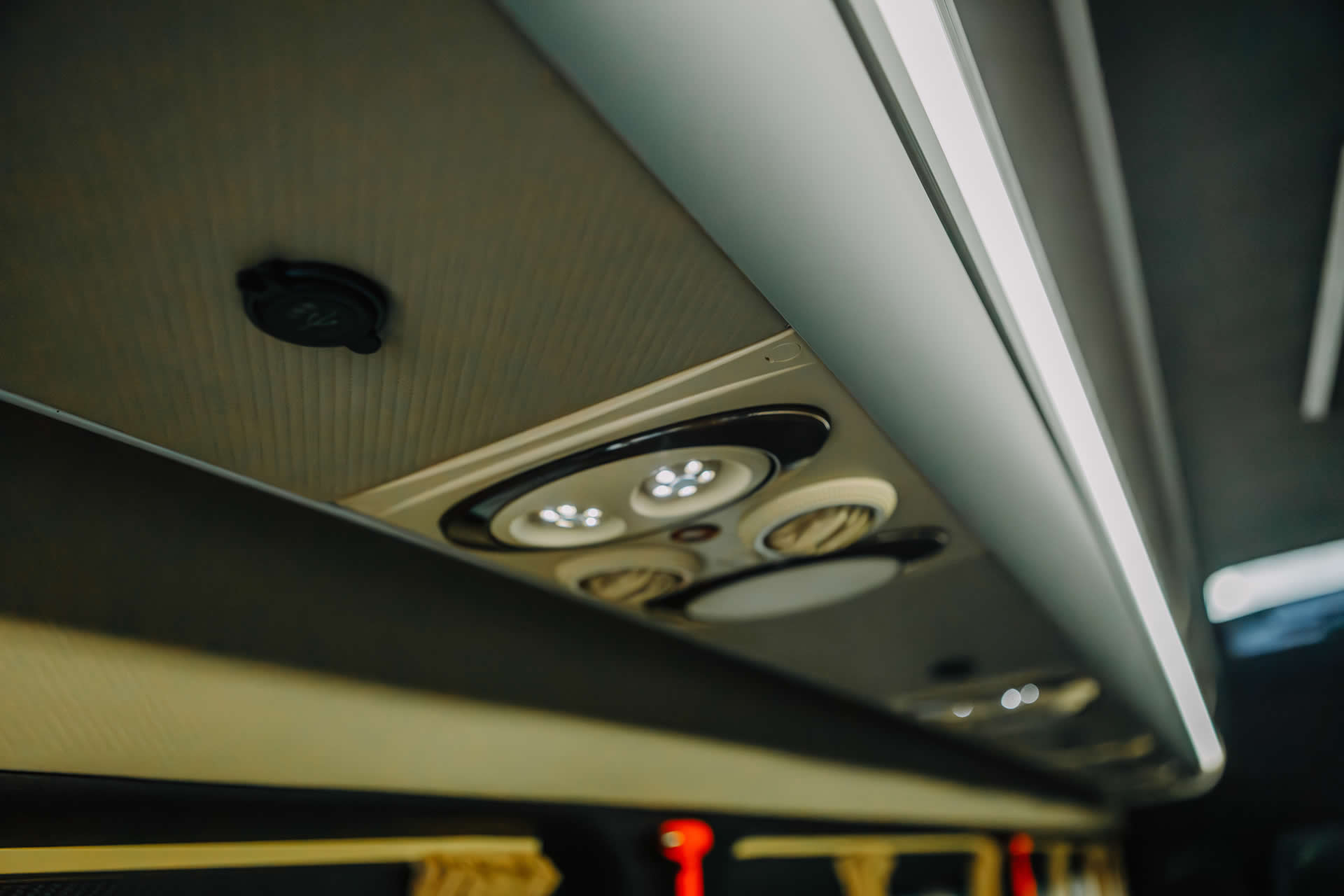 Заказать автобус в Харькове - Аренда автобуса - ХарьковБус