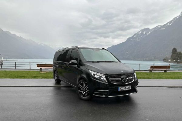 Mercedes V-class AMG Extralong 4matic, 8 МЕСТ